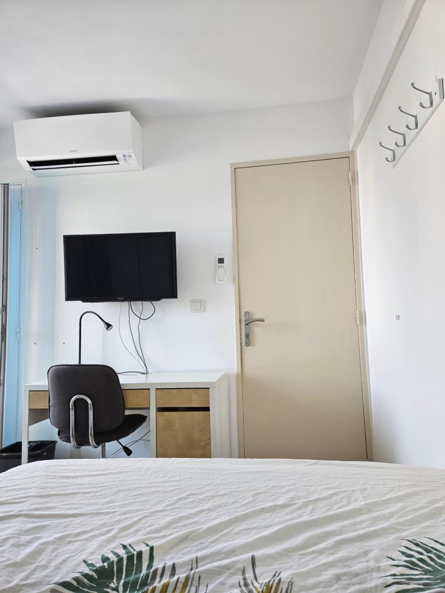 Chambre En Colocation Fille, Proche Mer, Climatisation Toulon Dış mekan fotoğraf