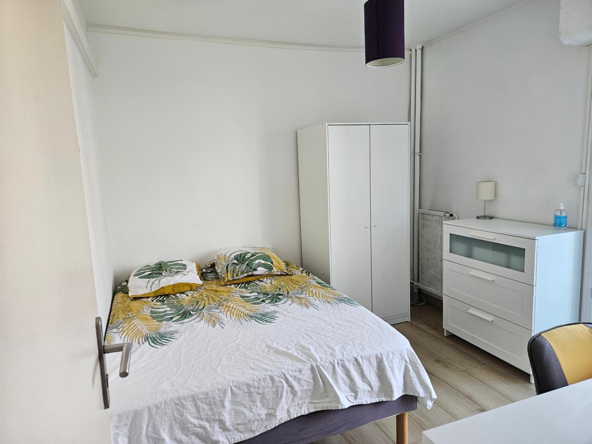 Chambre En Colocation Fille, Proche Mer, Climatisation Toulon Dış mekan fotoğraf