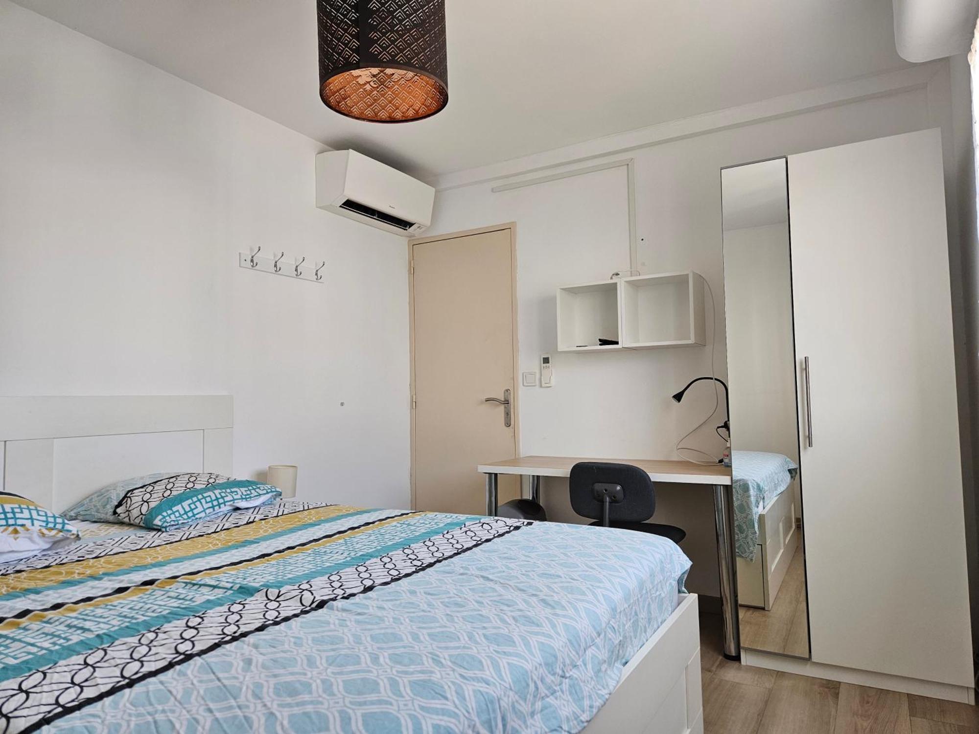 Chambre En Colocation Fille, Proche Mer, Climatisation Toulon Dış mekan fotoğraf